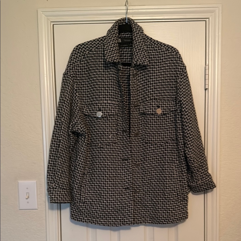 Cute and warn Italian made women’s jacket black and white design